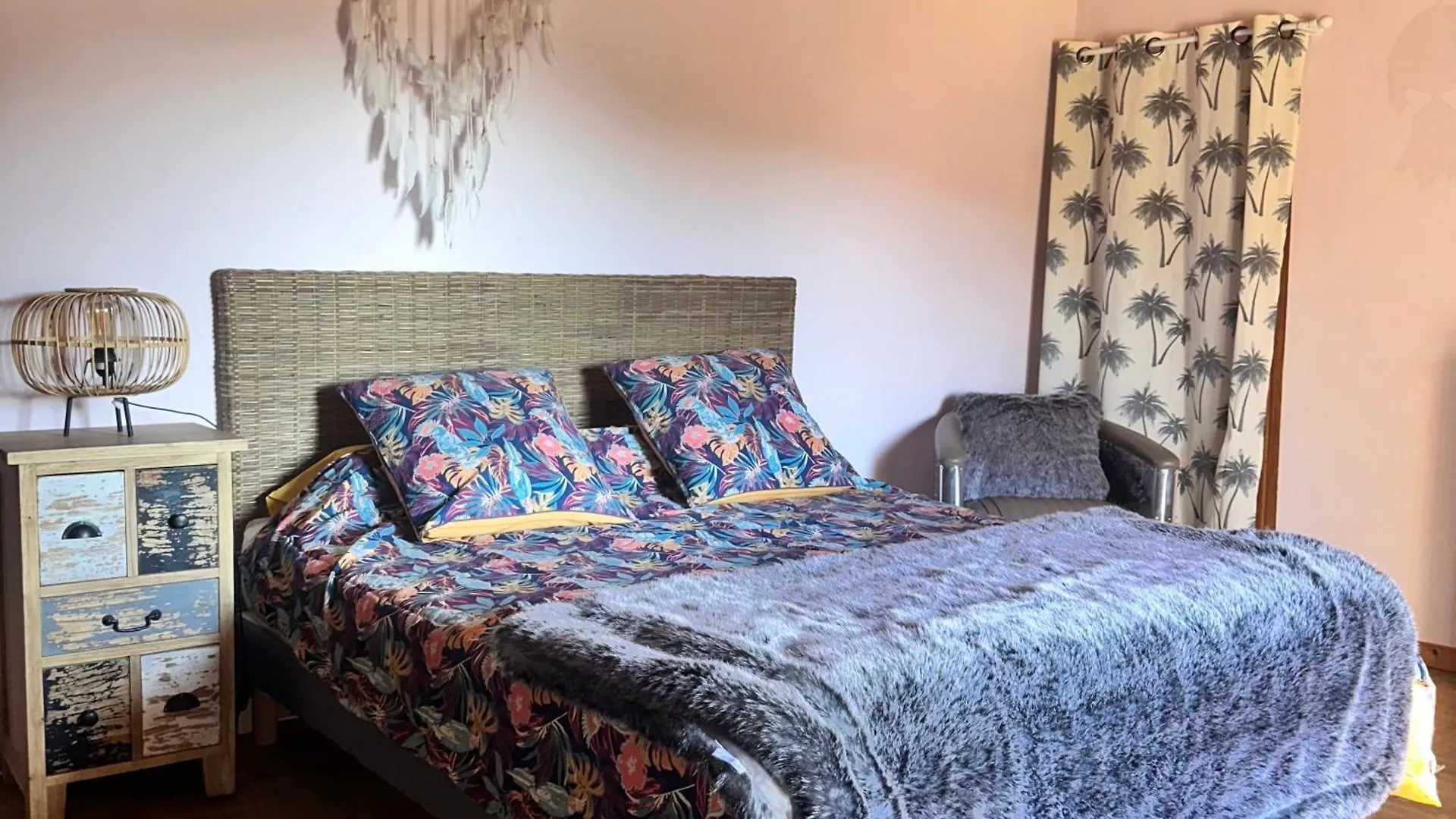 Appartement A La Ferme Thoard Apartment