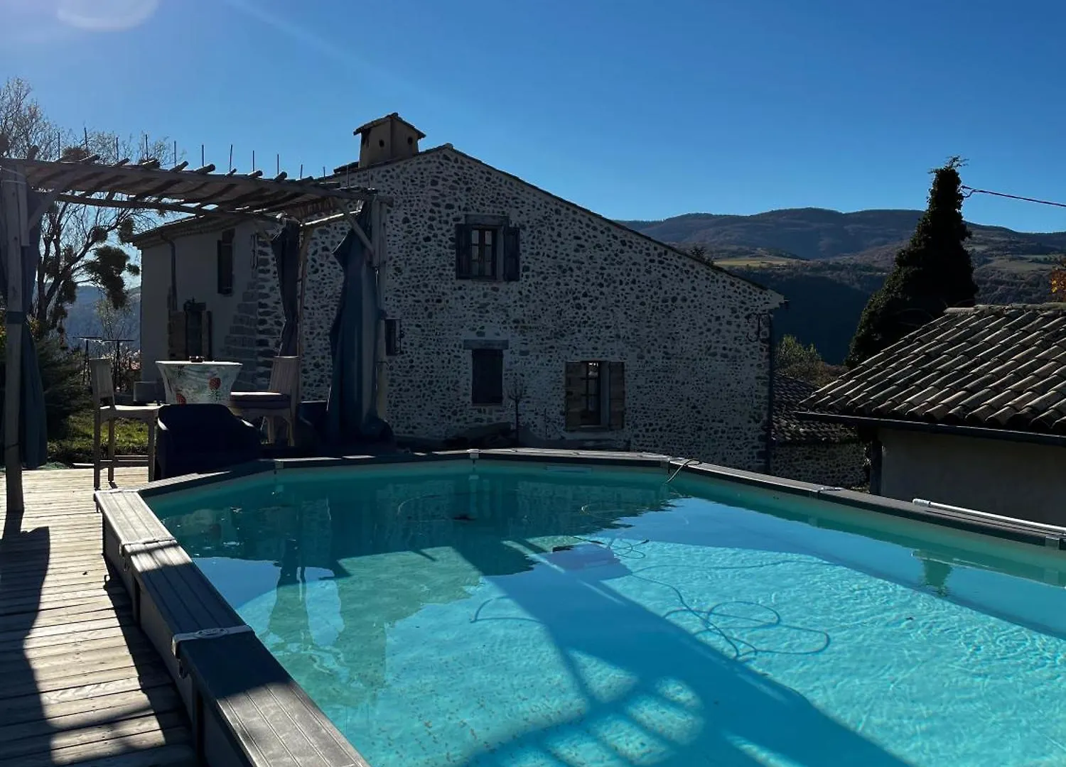 Appartement A La Ferme Thoard Apartment